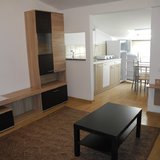 Berceni, 2 min. metrou, piata, stradal, in vila, libera